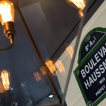 La Haussmann 4* Paryż