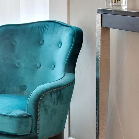 La Haussmann 4*