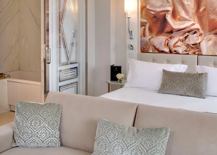 La Haussmann 4* Paris