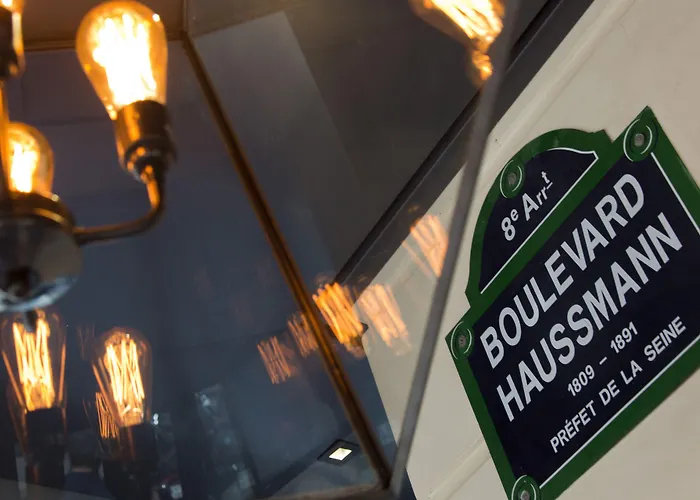 La Haussmann 4* Paris