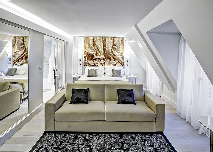 Hotel La Haussmann Paris