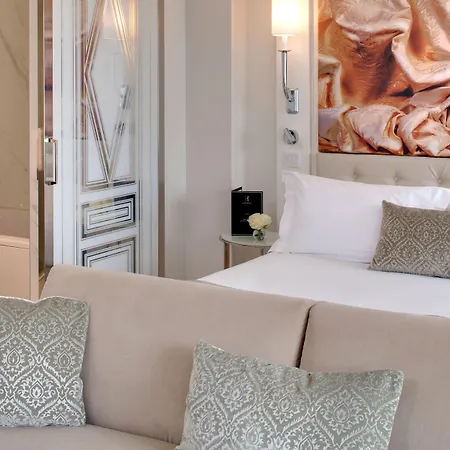 La Haussmann 4* Paris