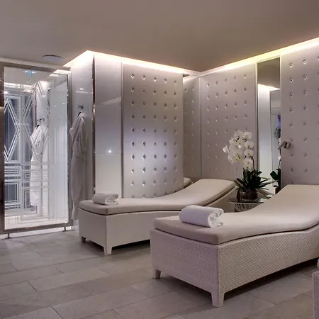 La Haussmann Otel Paris