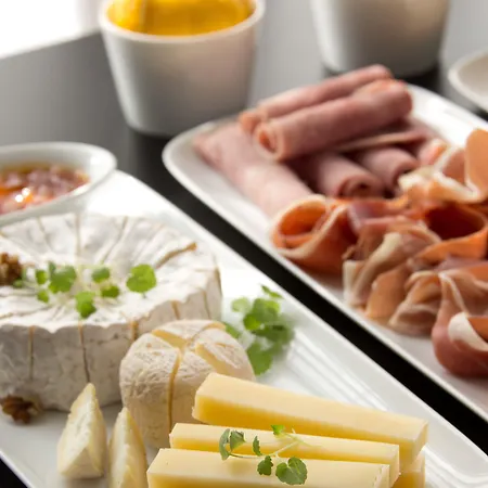 Otel La Haussmann 4*