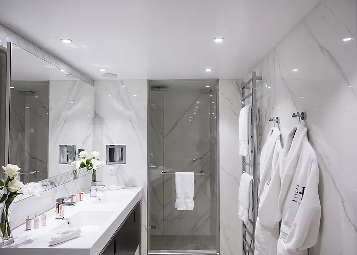 Otel La Haussmann 4*